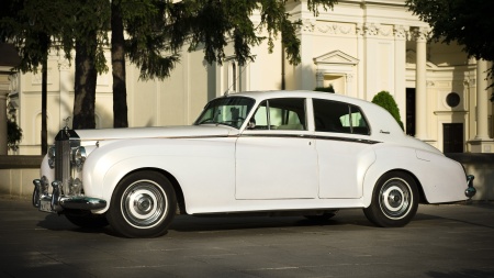 Rolls-Royce Biała perła